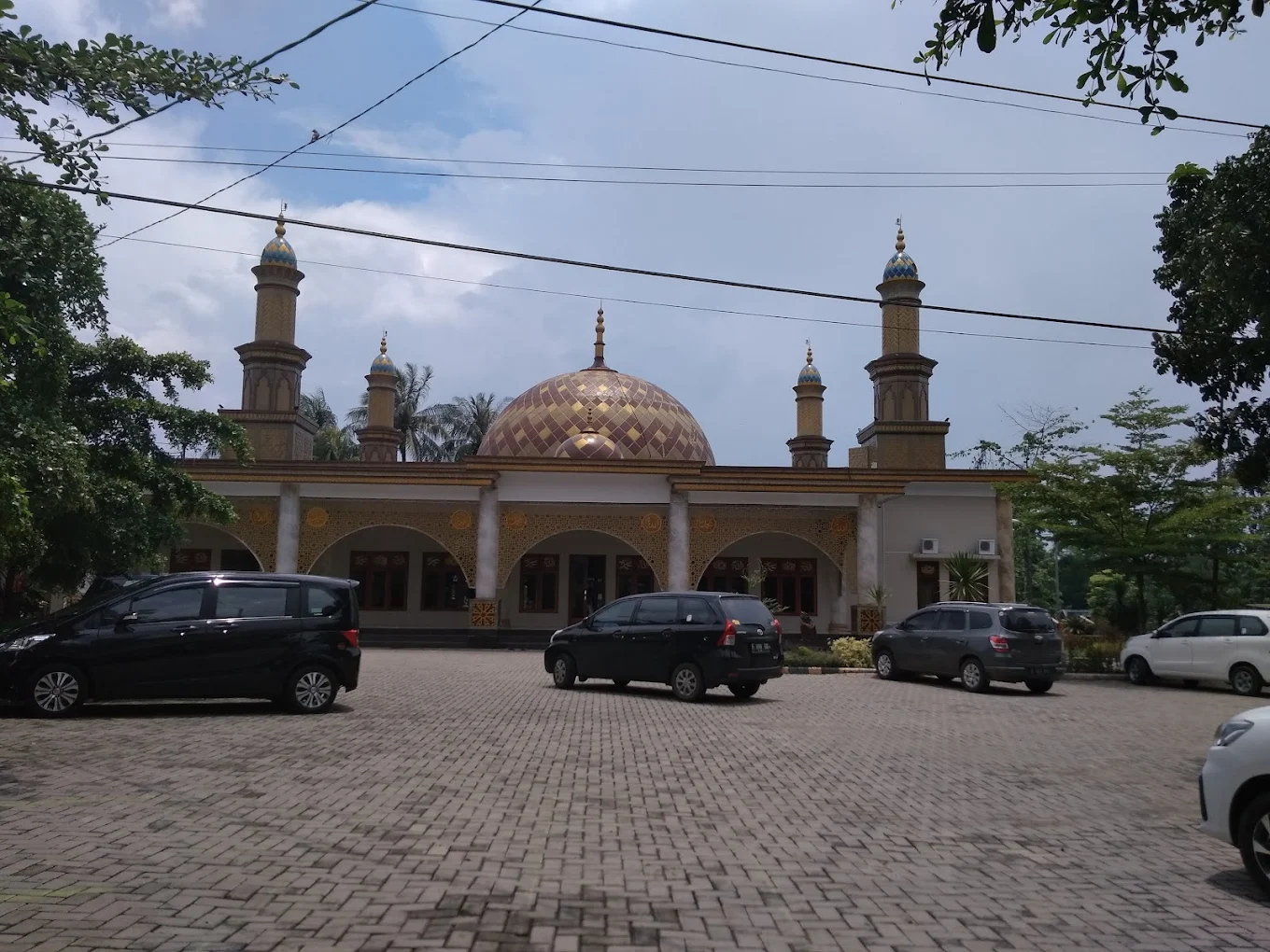 Masjid Agung Al Muhajirin