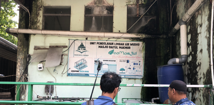 Baitul Makmur Mosque Develops Water Management and Food Security Through EcoMasjid Initiative